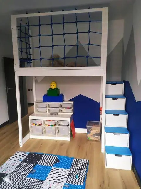 Hochbett, Kinderbett RONI mit Treppe und Schnurnetz - Kubuk Moebel