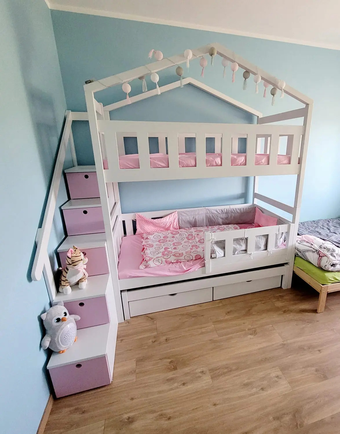 Etagenbett, Kinderbett LINN für 2 Personen mit Treppe - Kubuk Moebel